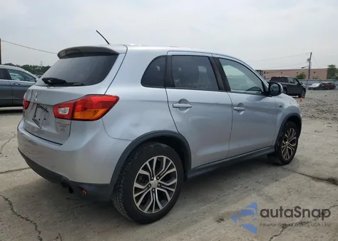 2016 Mitsubishi Outlander Sport Es z USA, uszkodzony, nr VIN JA4AR3AW0GZ034227